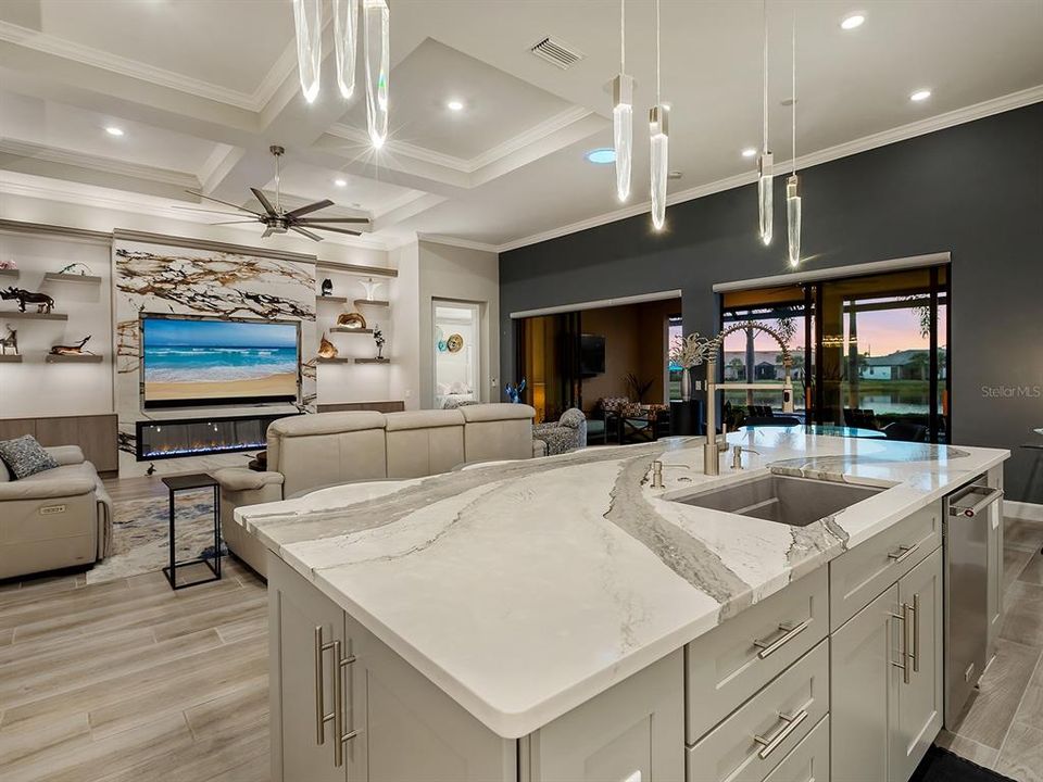 For Sale: $1,595,000 (3 beds, 3 baths, 2852 Square Feet)