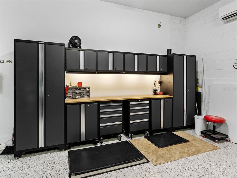 For Sale: $1,595,000 (3 beds, 3 baths, 2852 Square Feet)