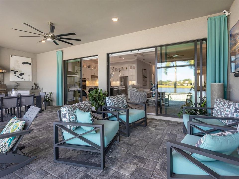 For Sale: $1,595,000 (3 beds, 3 baths, 2852 Square Feet)