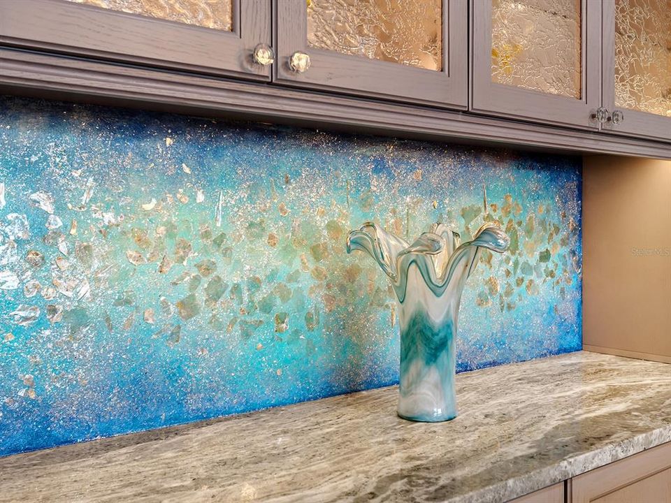 For Sale: $1,595,000 (3 beds, 3 baths, 2852 Square Feet)