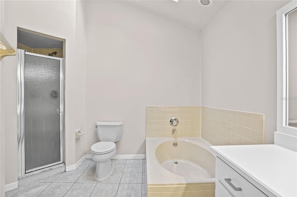 待售: $290,000 (3 贝兹, 2 浴室, 1316 平方英尺)