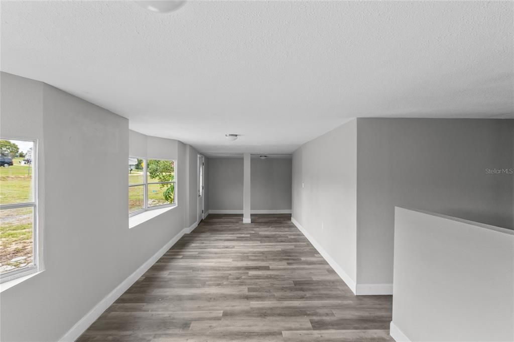 For Sale: $199,900 (3 beds, 2 baths, 960 Square Feet)