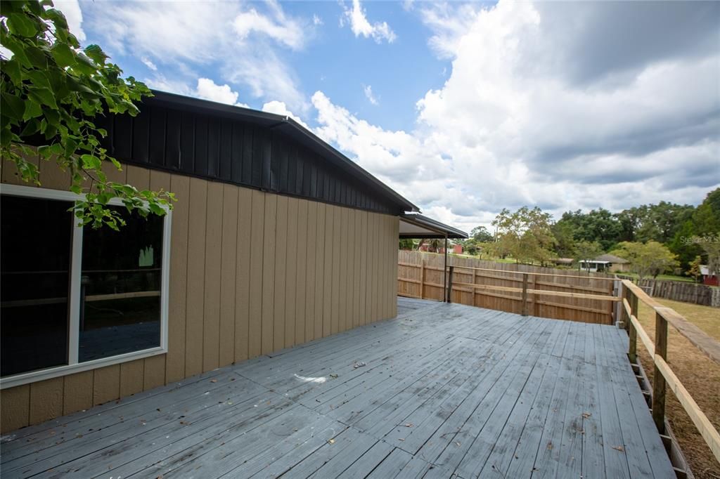 For Sale: $199,900 (3 beds, 2 baths, 960 Square Feet)