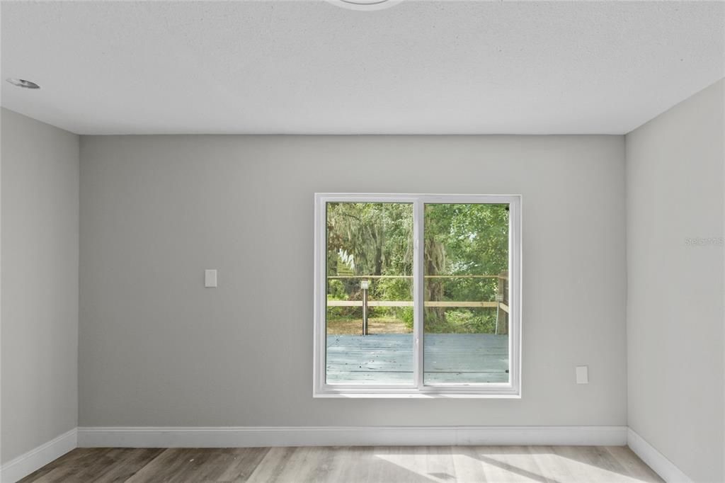 For Sale: $199,900 (3 beds, 2 baths, 960 Square Feet)