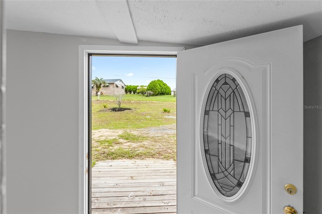 For Sale: $199,900 (3 beds, 2 baths, 960 Square Feet)