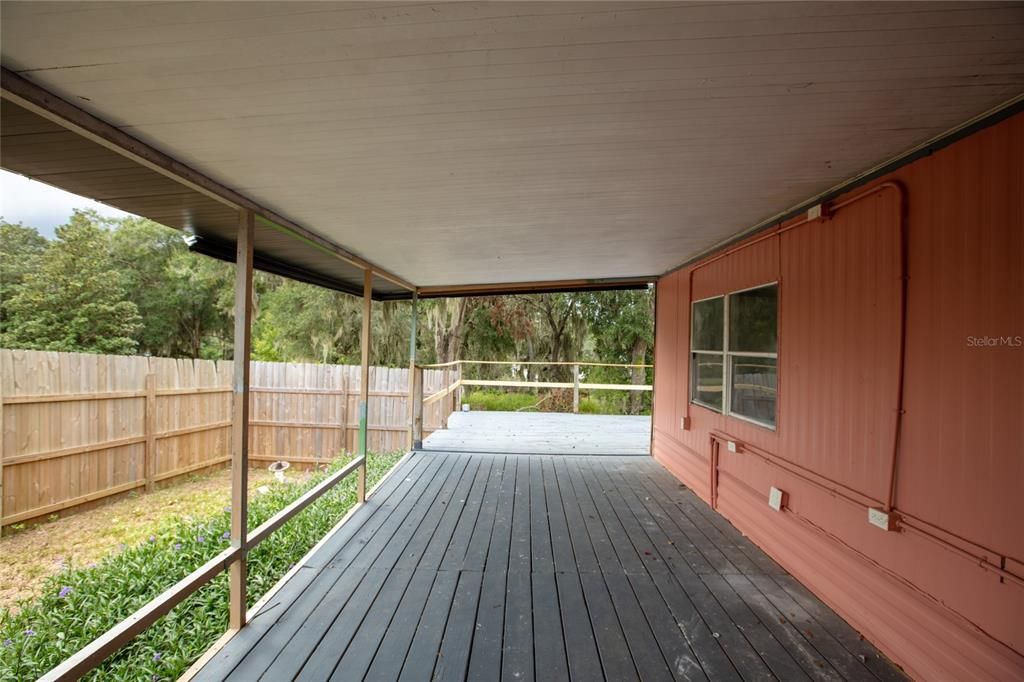 For Sale: $199,900 (3 beds, 2 baths, 960 Square Feet)