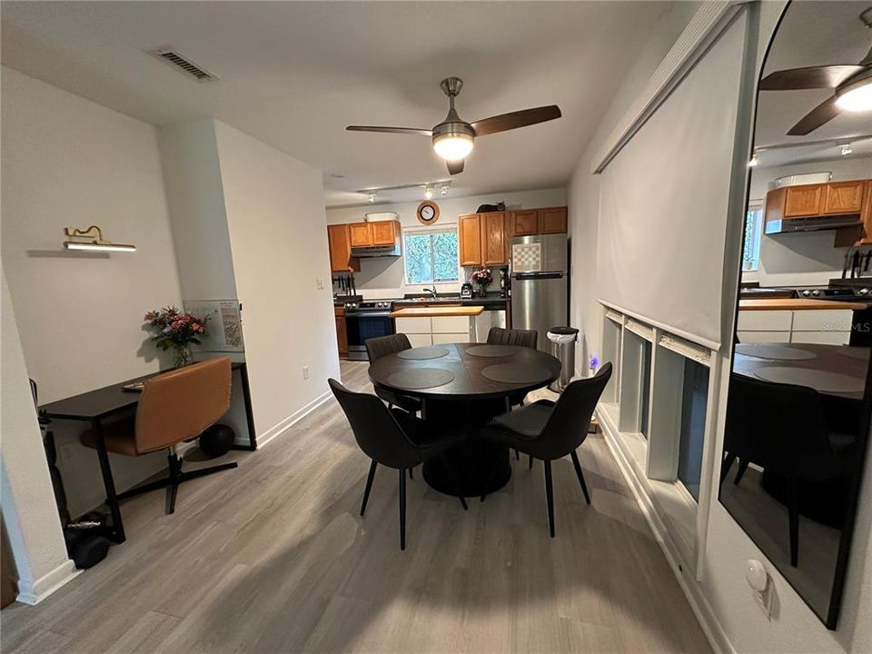 For Sale: $140,000 (2 beds, 2 baths, 900 Square Feet)