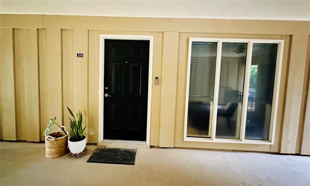 For Sale: $140,000 (2 beds, 2 baths, 900 Square Feet)