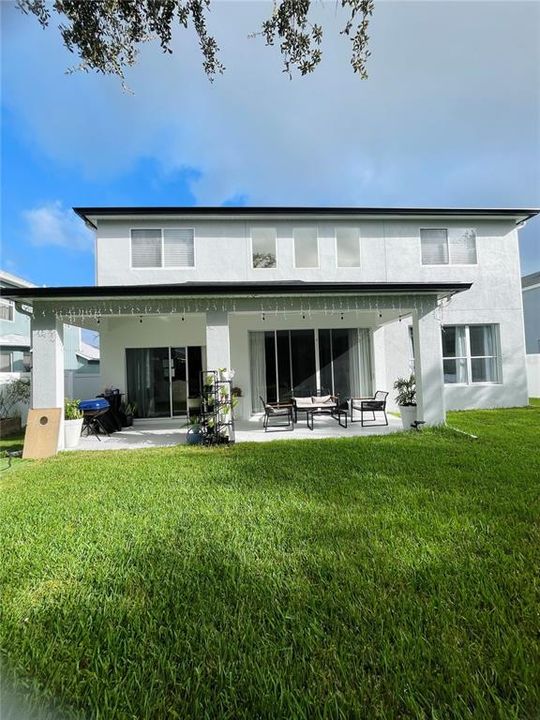 На продажу: $599,900 (4 спален, 2 ванн, 2391 Квадратных фут)