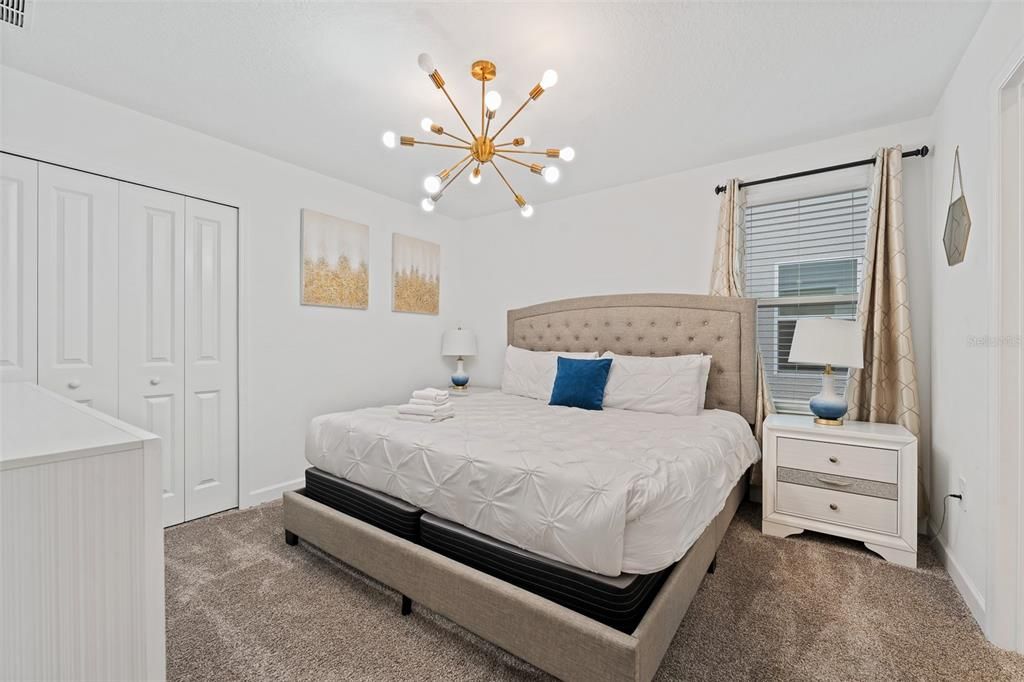 待售: $979,900 (9 贝兹, 5 浴室, 4707 平方英尺)