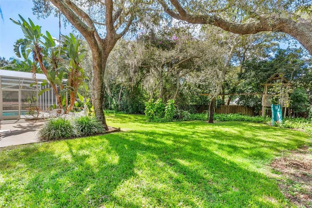 Activo con contrato: $649,000 (3 camas, 2 baños, 3048 Pies cuadrados)