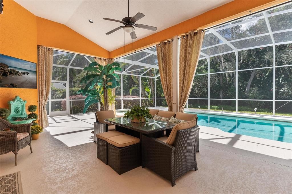 Activo con contrato: $649,000 (3 camas, 2 baños, 3048 Pies cuadrados)