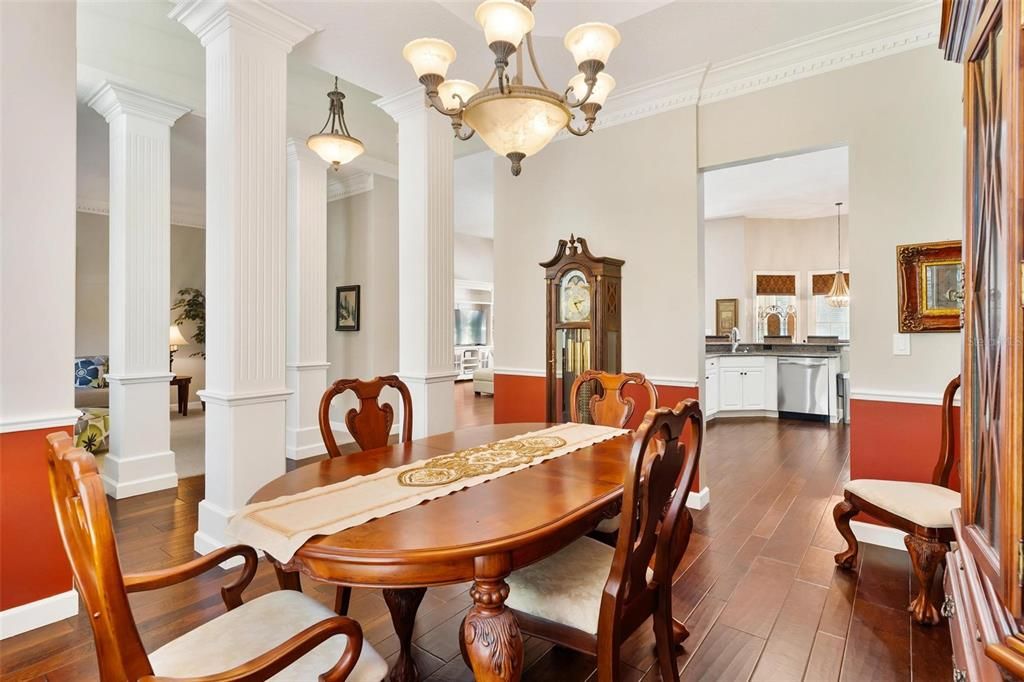 Activo con contrato: $649,000 (3 camas, 2 baños, 3048 Pies cuadrados)