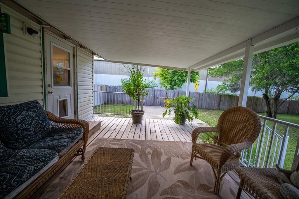 For Sale: $140,000 (1 beds, 1 baths, 640 Square Feet)