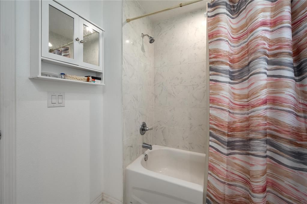 待售: $225,000 (3 贝兹, 2 浴室, 1280 平方英尺)