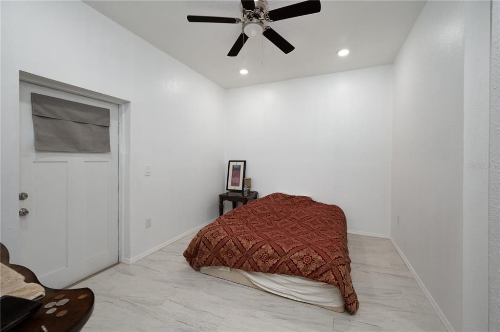 待售: $225,000 (3 贝兹, 2 浴室, 1280 平方英尺)