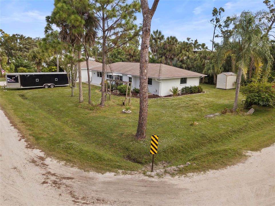 Active With Contract: $365,000 (3 beds, 2 baths, 1369 Square Feet)