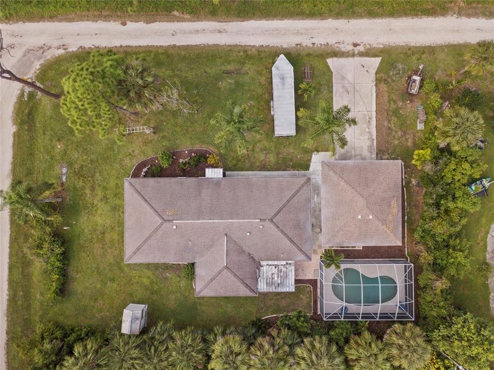 Active With Contract: $365,000 (3 beds, 2 baths, 1369 Square Feet)