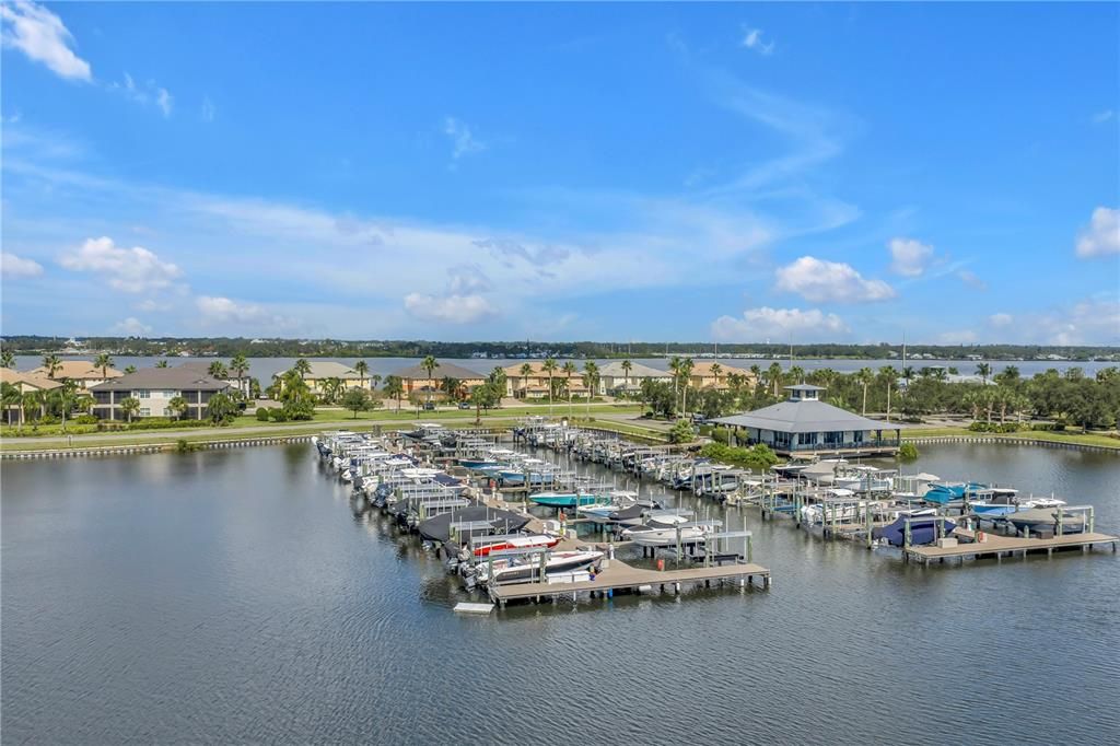 For Sale: $385,000 (2 beds, 2 baths, 1151 Square Feet)