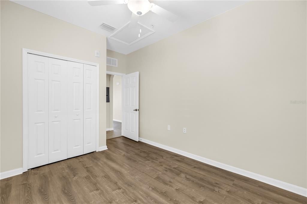 For Sale: $385,000 (2 beds, 2 baths, 1151 Square Feet)