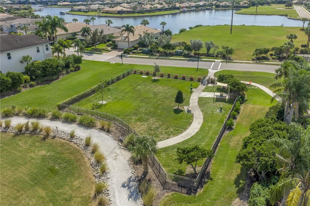 For Sale: $385,000 (2 beds, 2 baths, 1151 Square Feet)