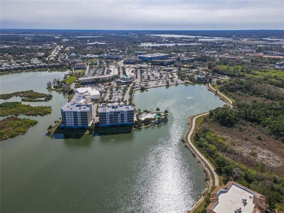 For Rent: $4,750 (2 beds, 2 baths, 1400 Square Feet)