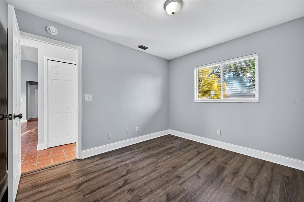 Active With Contract: $267,500 (3 beds, 2 baths, 1207 Square Feet)