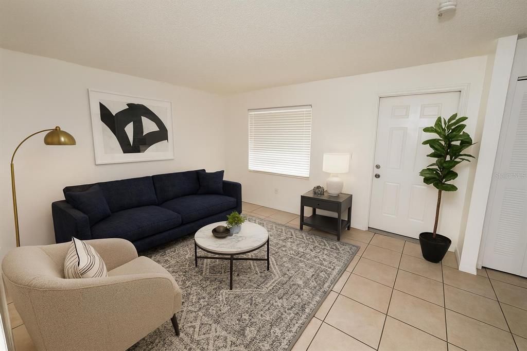 В аренду: $1,300 (2 спален, 1 ванн, 784 Квадратных фут)