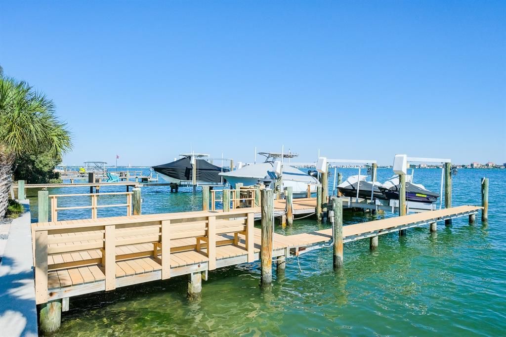 En Venta: $1,500,000 (0.20 acres)