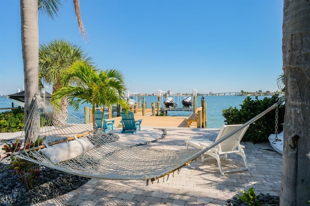 En Venta: $1,500,000 (0.20 acres)