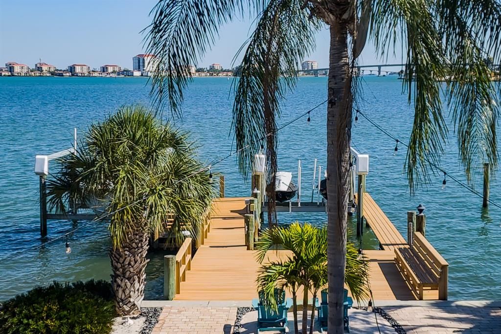 En Venta: $1,500,000 (0.20 acres)