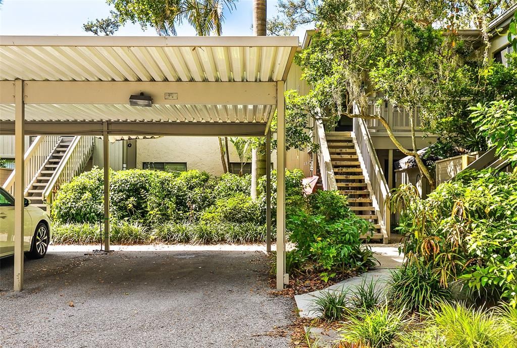 For Sale: $379,000 (2 beds, 2 baths, 1211 Square Feet)