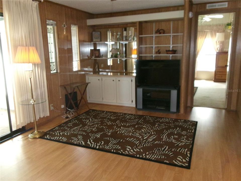 En Venta: $150,000 (2 camas, 2 baños, 1430 Pies cuadrados)