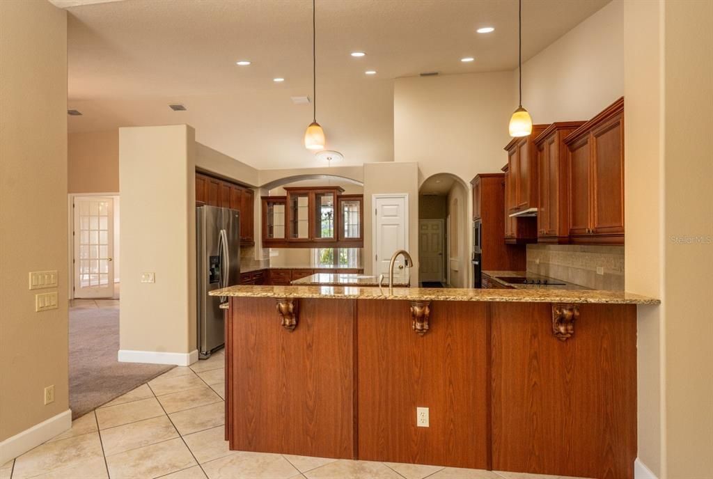 For Rent: $4,495 (4 beds, 3 baths, 3325 Square Feet)