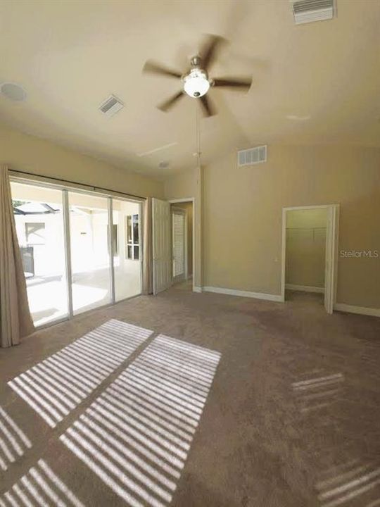 For Rent: $4,495 (4 beds, 3 baths, 3325 Square Feet)
