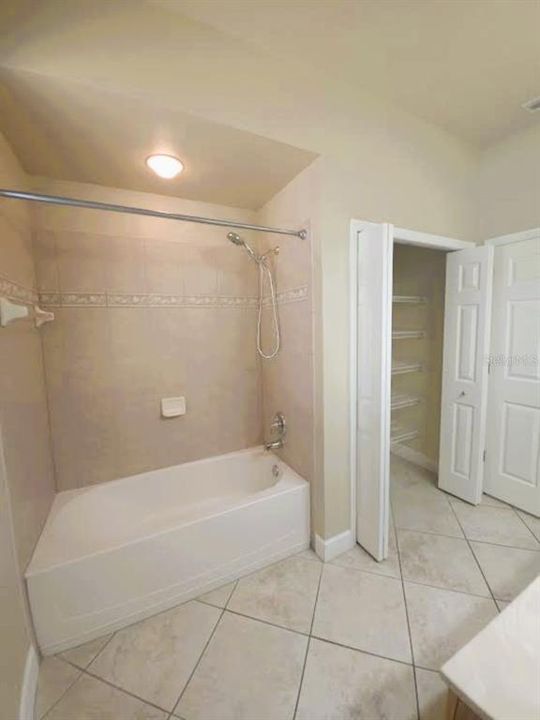 For Rent: $4,495 (4 beds, 3 baths, 3325 Square Feet)