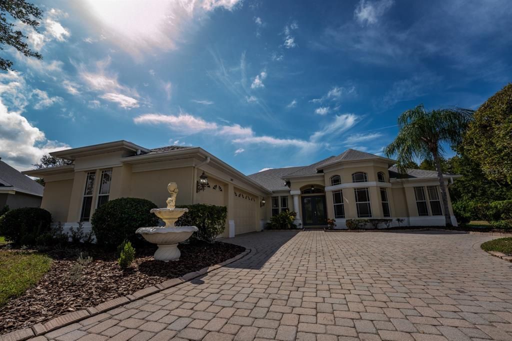 For Rent: $4,495 (4 beds, 3 baths, 3325 Square Feet)