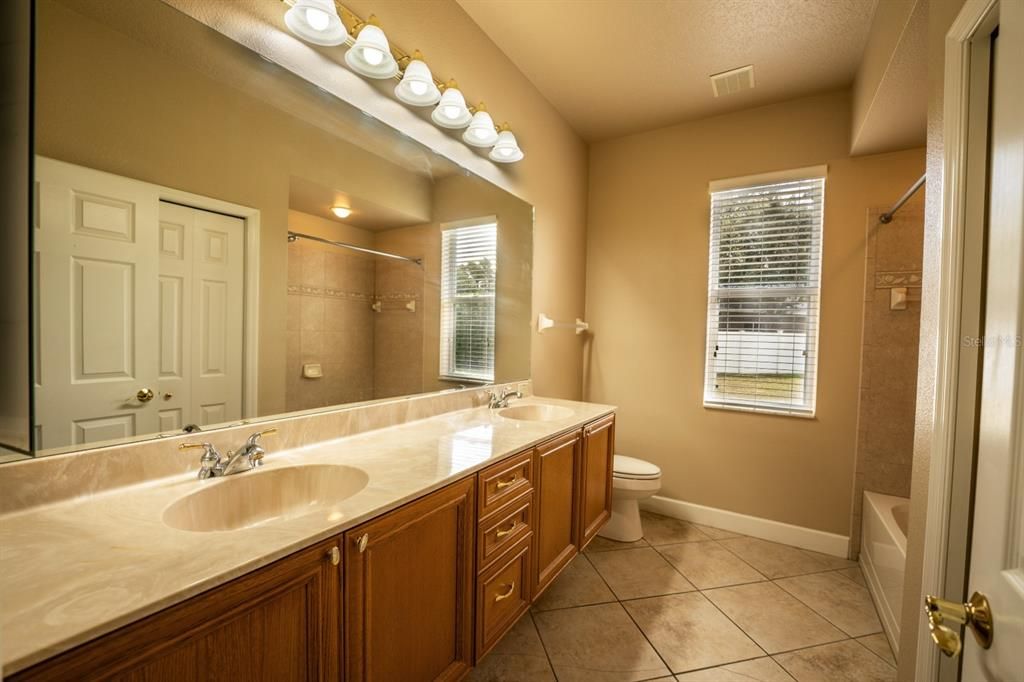 For Rent: $4,495 (4 beds, 3 baths, 3325 Square Feet)