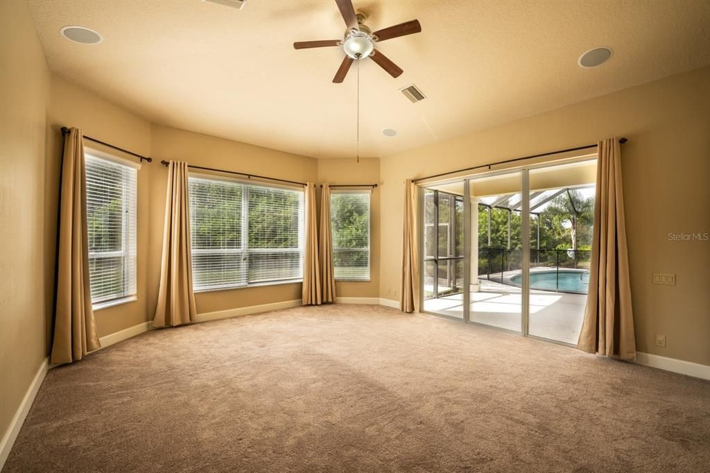 For Rent: $4,495 (4 beds, 3 baths, 3325 Square Feet)