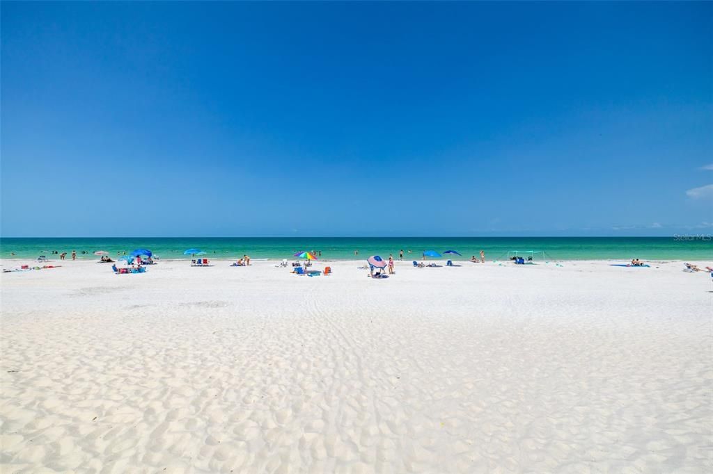 En Venta: $720,000 (2 camas, 2 baños, 1100 Pies cuadrados)