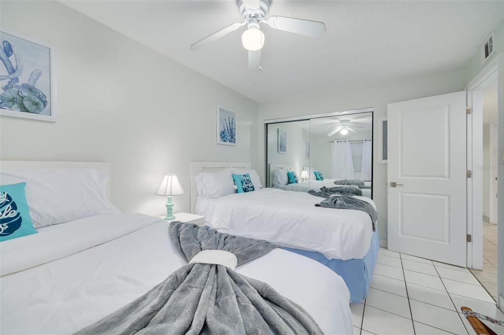 En Venta: $720,000 (2 camas, 2 baños, 1100 Pies cuadrados)