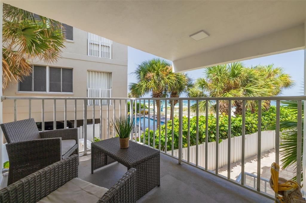 En Venta: $720,000 (2 camas, 2 baños, 1100 Pies cuadrados)