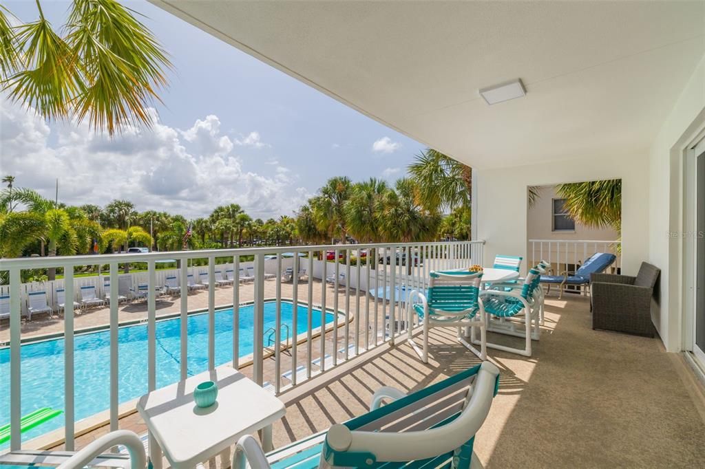 En Venta: $720,000 (2 camas, 2 baños, 1100 Pies cuadrados)