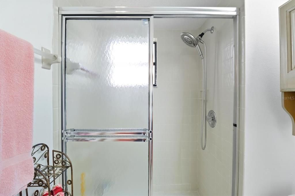 На продажу: $160,000 (2 спален, 2 ванн, 1052 Квадратных фут)