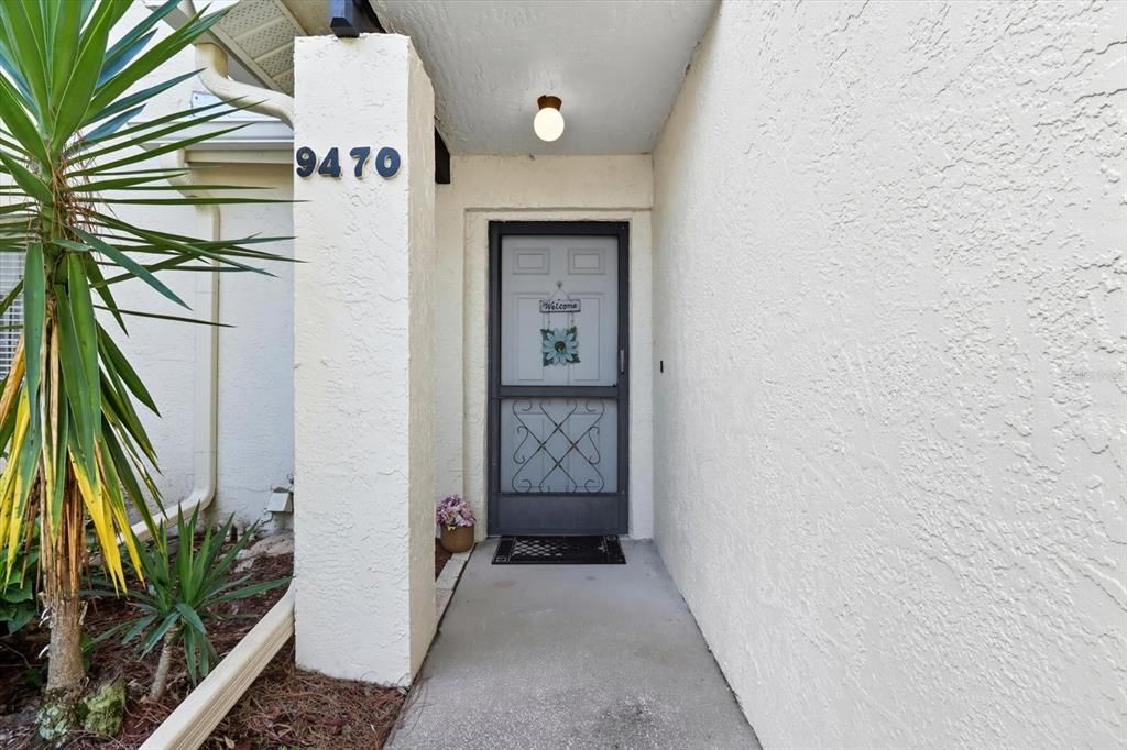 На продажу: $160,000 (2 спален, 2 ванн, 1052 Квадратных фут)