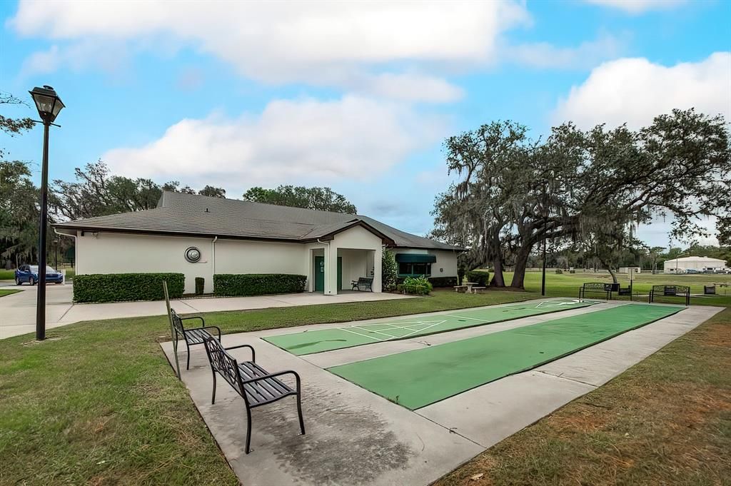 На продажу: $160,000 (2 спален, 2 ванн, 1052 Квадратных фут)