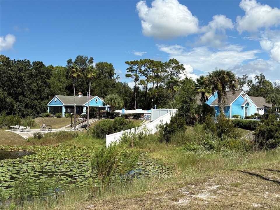 На продажу: $160,000 (2 спален, 2 ванн, 1052 Квадратных фут)