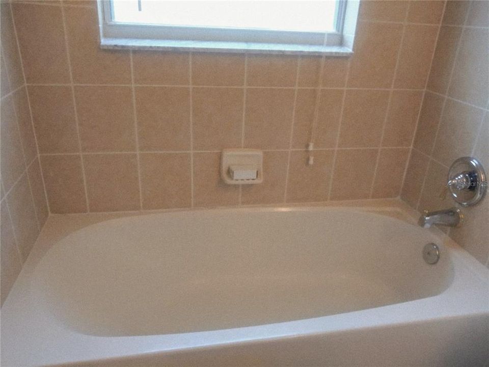 待售: $515,000 (4 贝兹, 3 浴室, 2655 平方英尺)