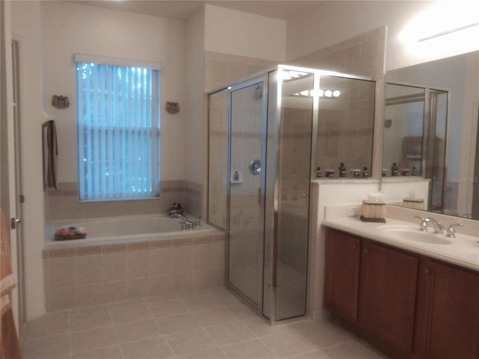 待售: $515,000 (4 贝兹, 3 浴室, 2655 平方英尺)