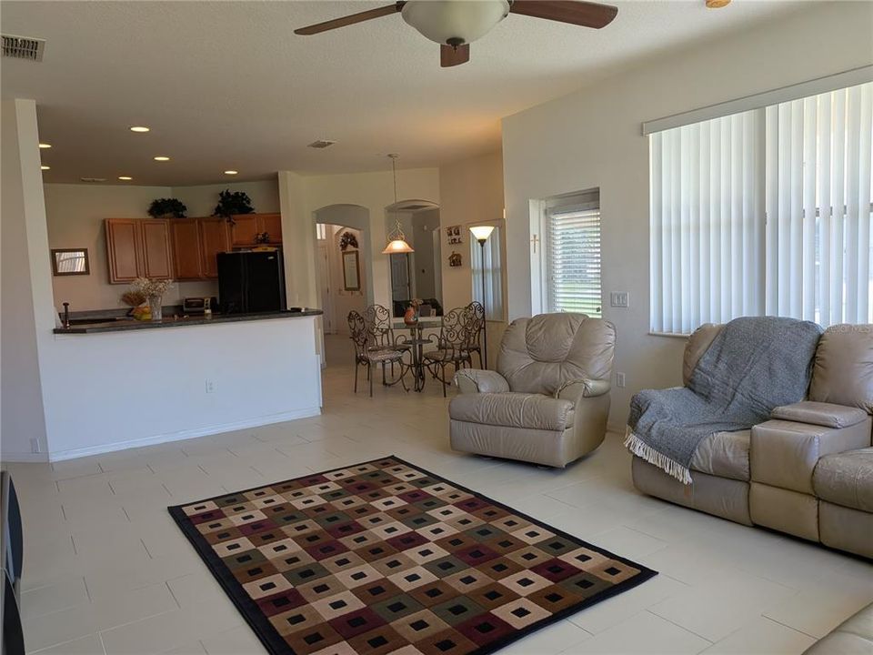 待售: $515,000 (4 贝兹, 3 浴室, 2655 平方英尺)